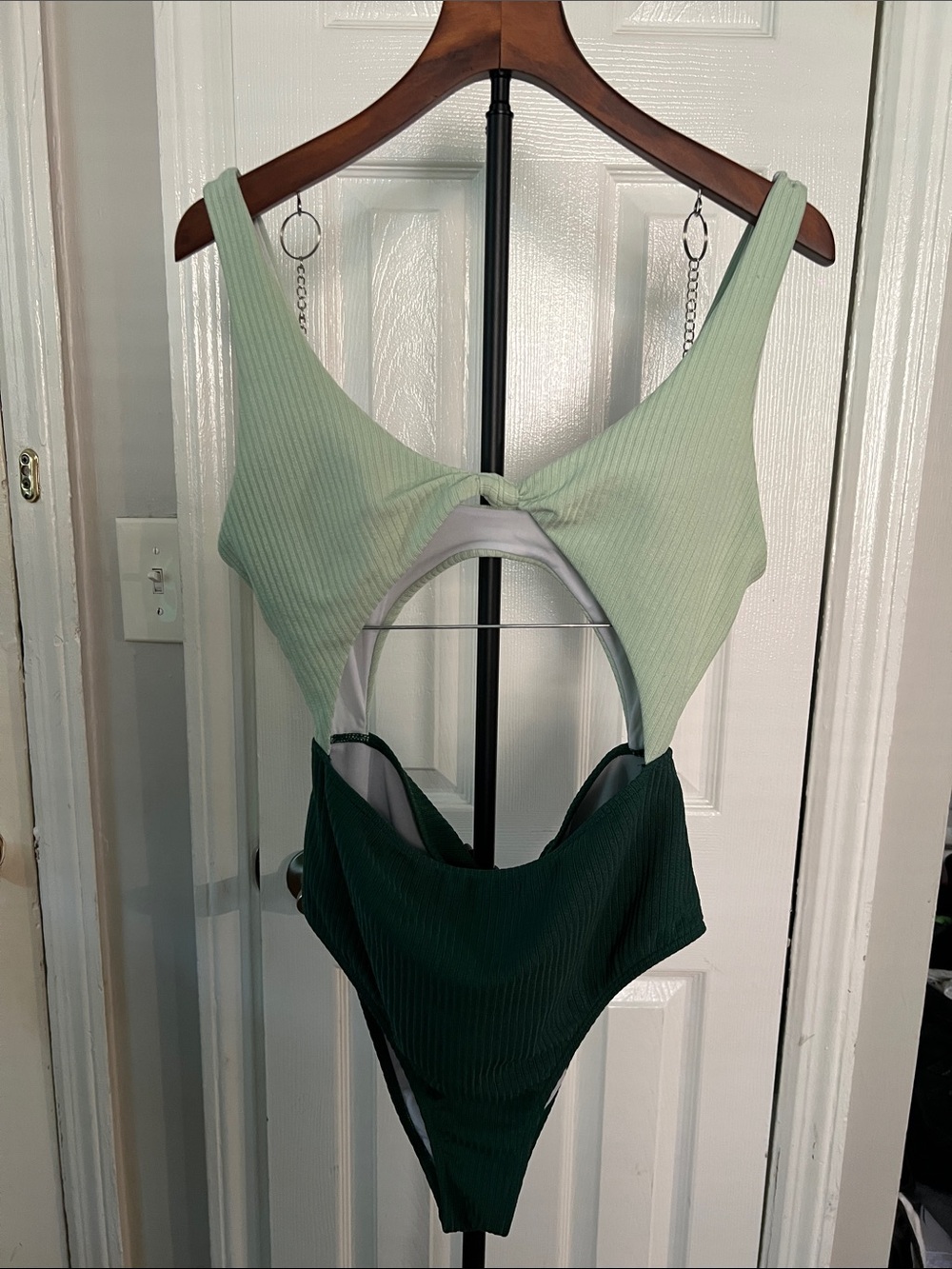 🩱 SHEIN Two-Tone Green Ribbed Cutout One-Piece Swimsuit